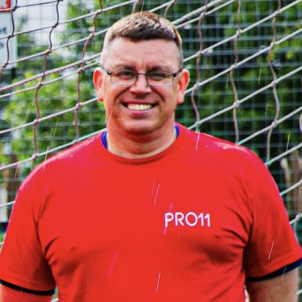 Chris Honor P11 Coach